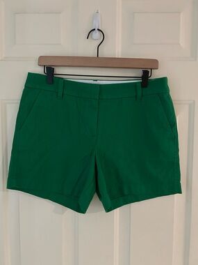 J. Crew Bright Green Women's Chino Shorts Size 8 NWT
